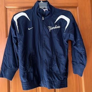 Boys New York yankee windbreaker